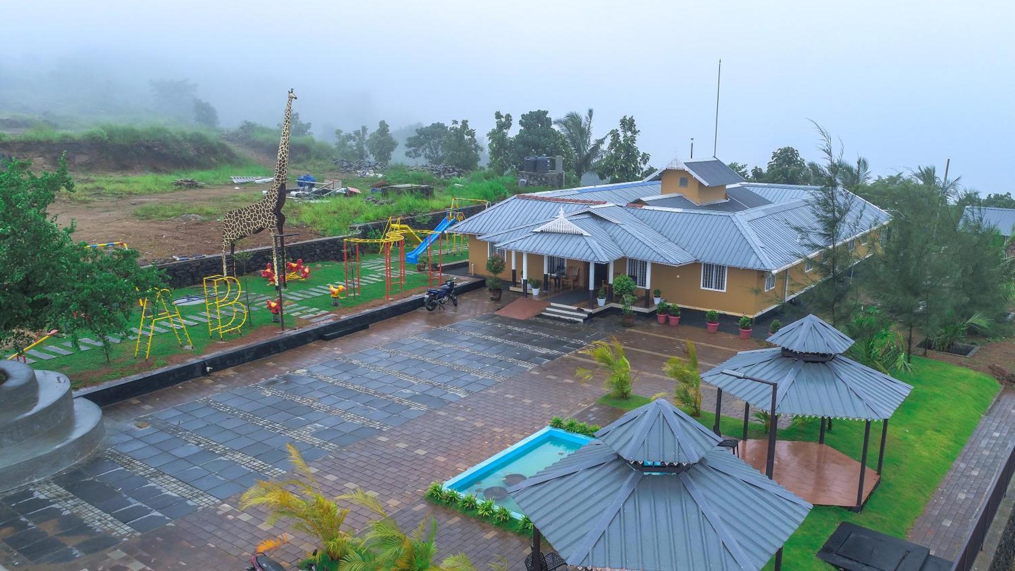 Misty Green Hills Parks & Resorts Kondotty 외부 사진