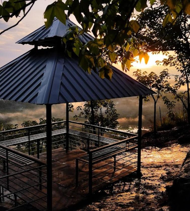 Misty Green Hills Parks & Resorts Kondotty 외부 사진