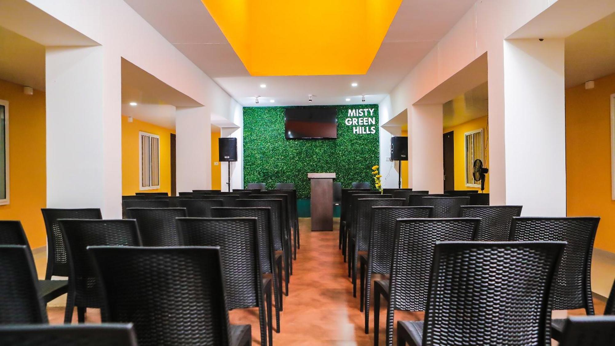 Misty Green Hills Parks & Resorts Kondotty 외부 사진