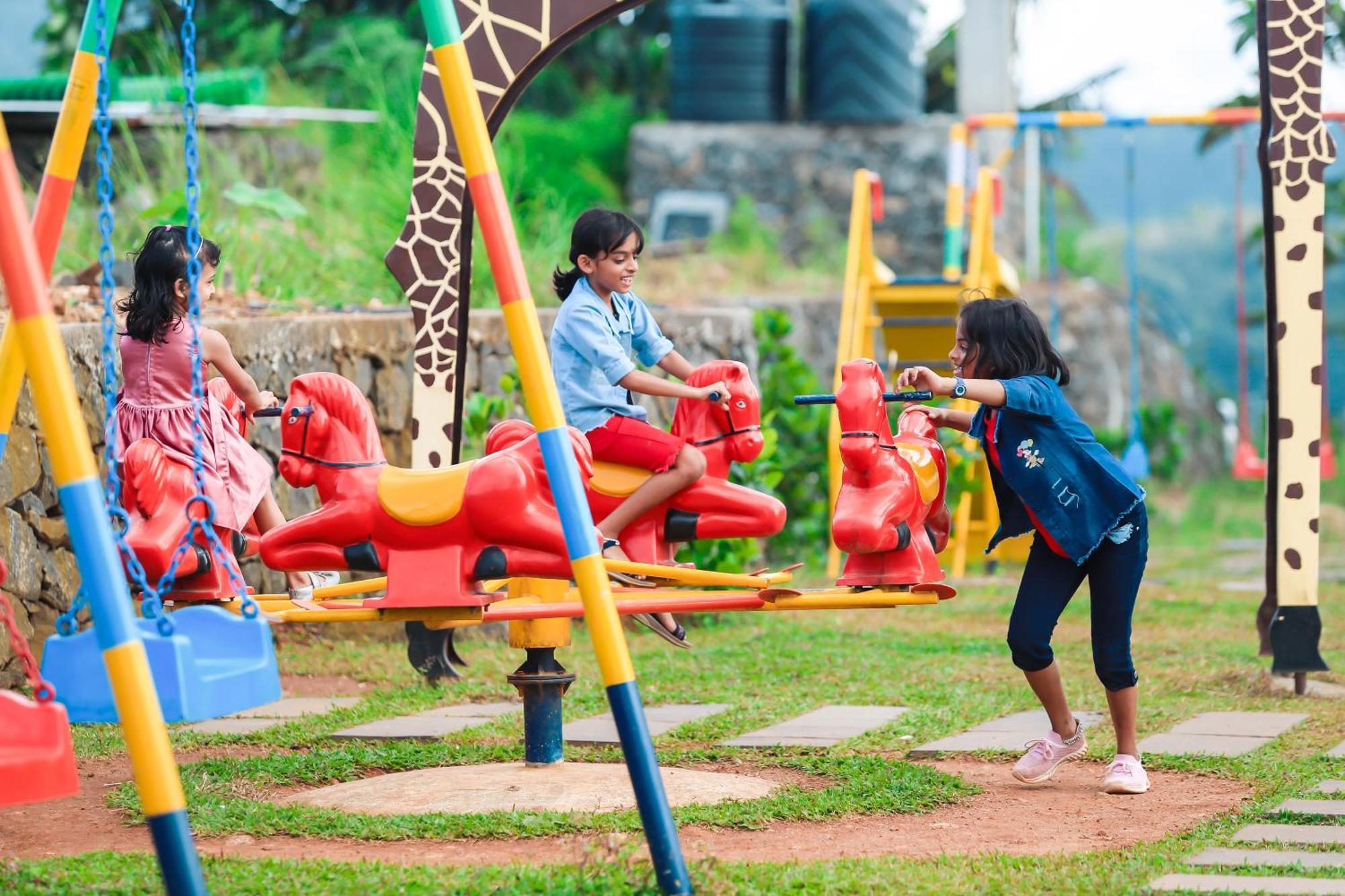 Misty Green Hills Parks & Resorts Kondotty 외부 사진