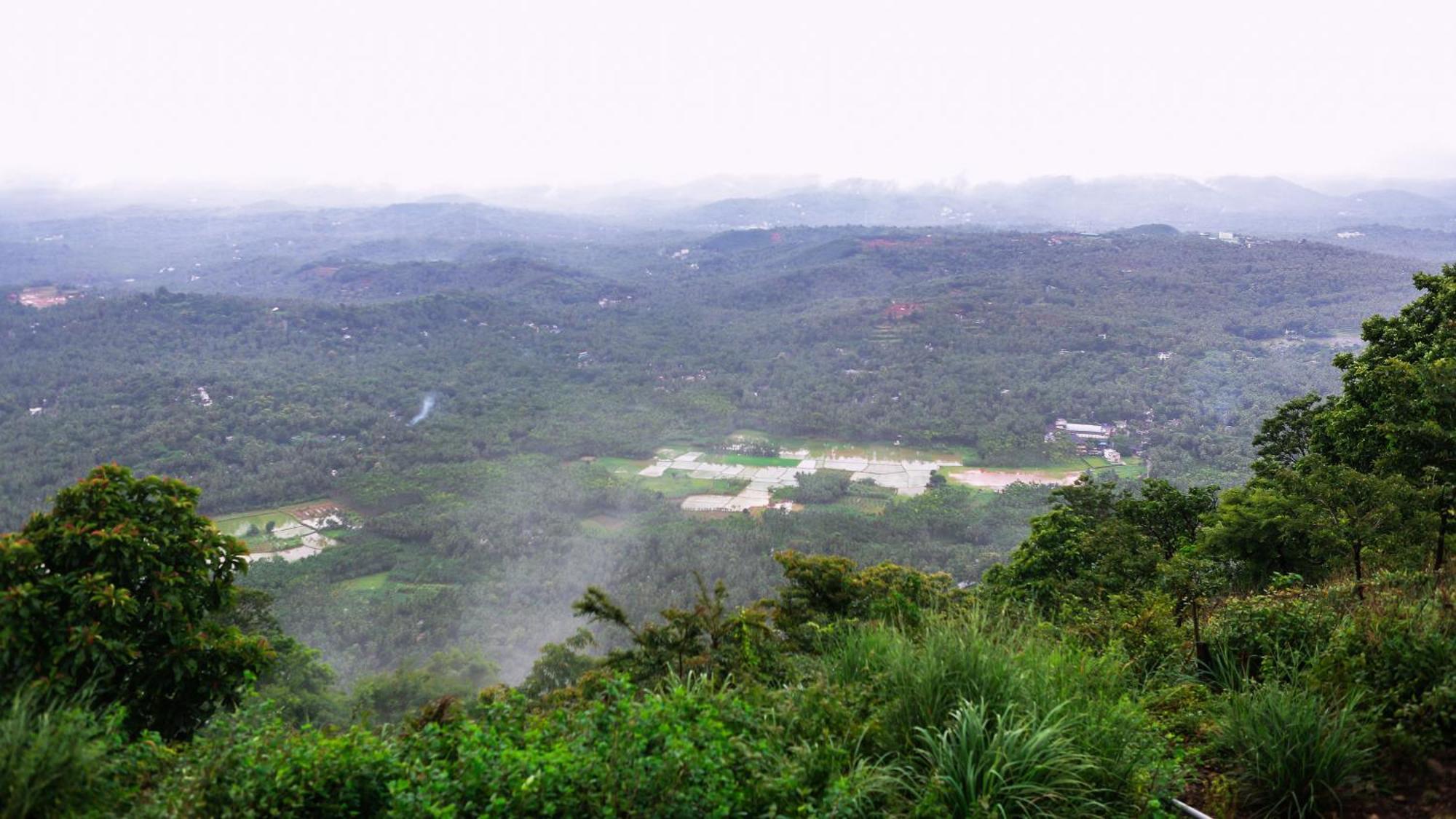 Misty Green Hills Parks & Resorts Kondotty 외부 사진