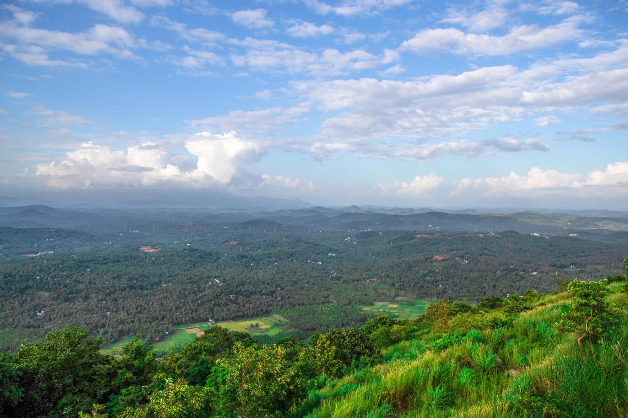Misty Green Hills Parks & Resorts Kondotty 외부 사진